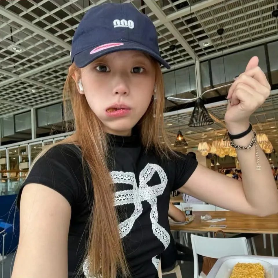 禁止生育的女性